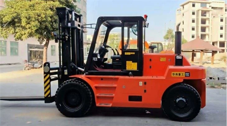SOCMA 10 Ton Forklift Truck