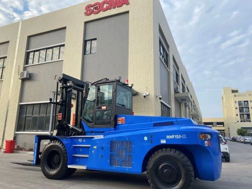 13.5 TON Electric Forklift Heavy Duty Equipment